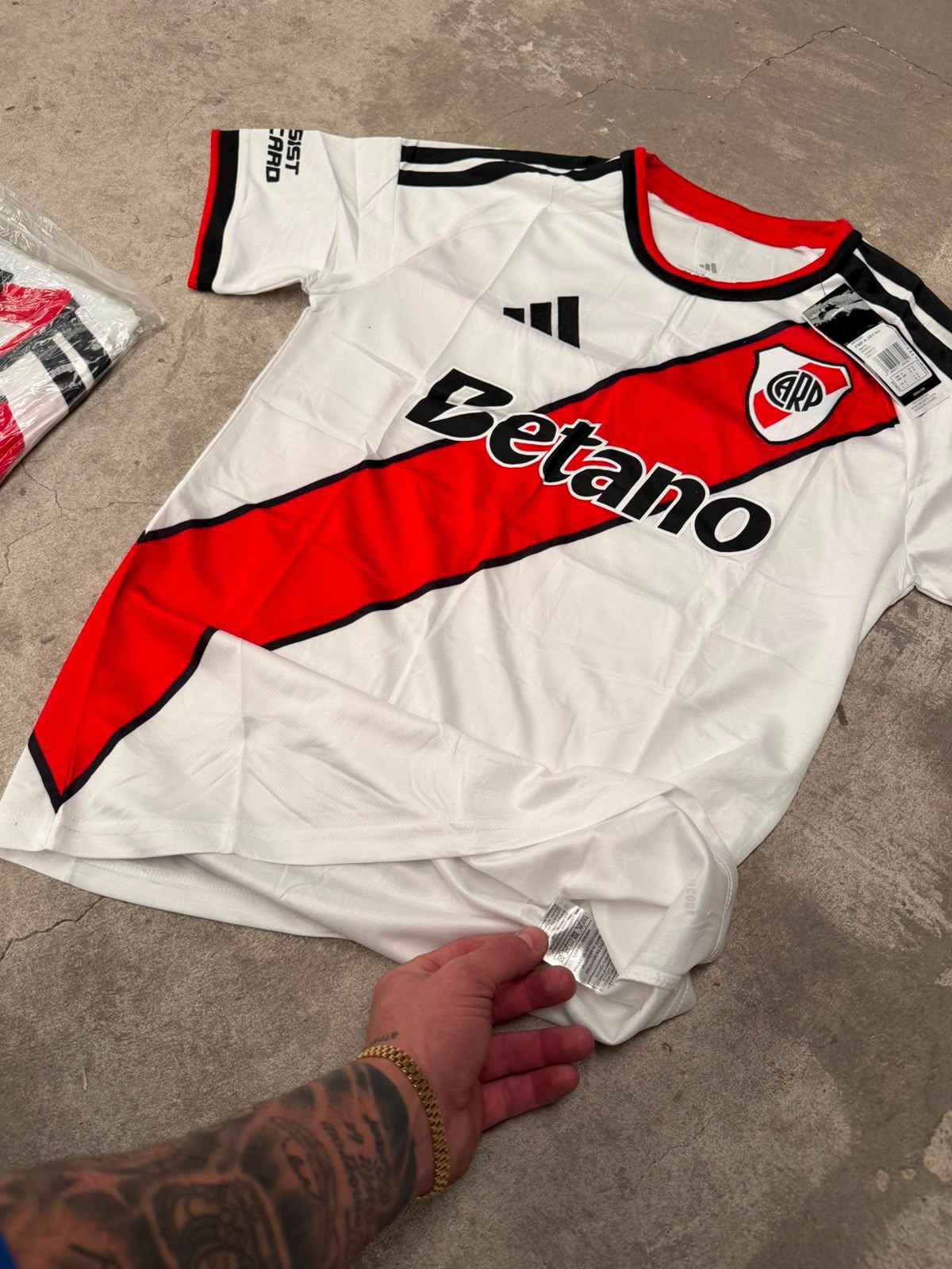 Camiseta River Calidad Shoping